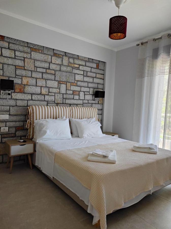 Iris Villas Complex Frínion Екстериор снимка