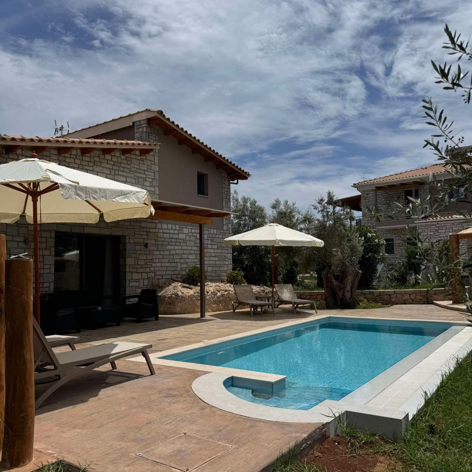 Iris Villas Complex Frínion Екстериор снимка