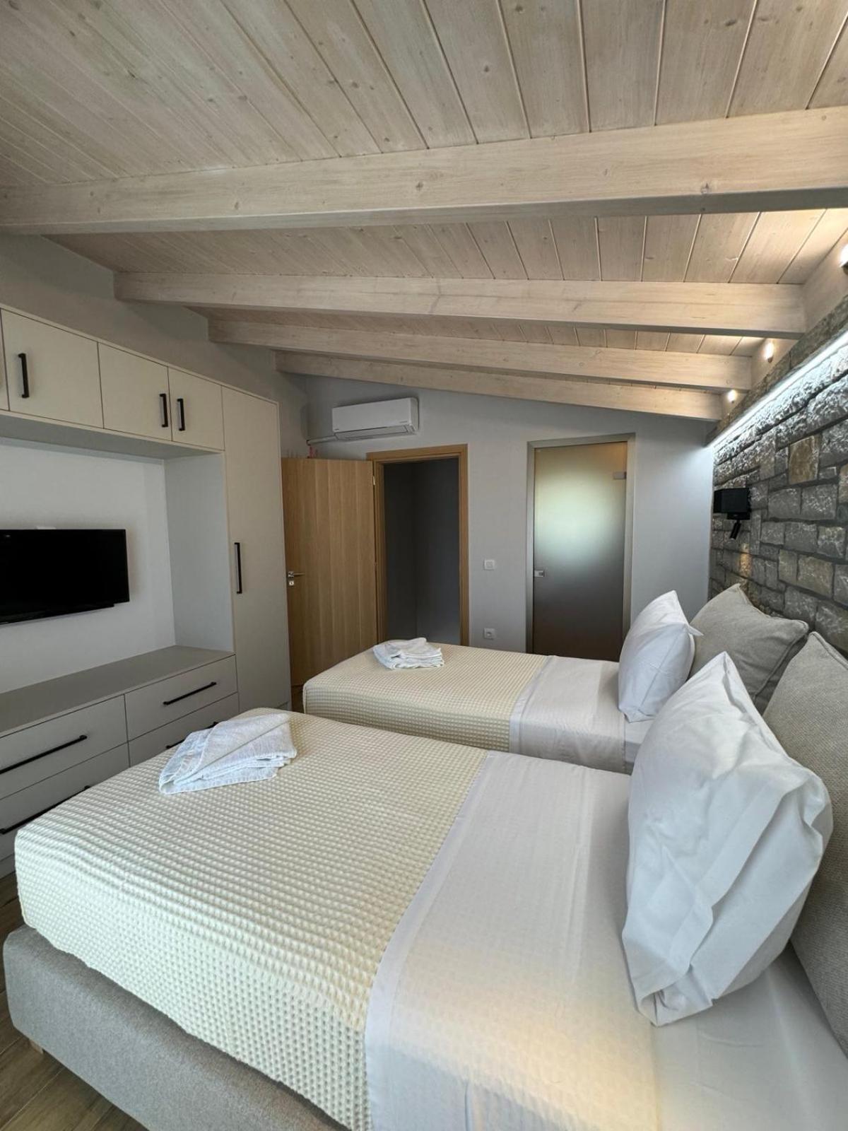 Iris Villas Complex Frínion Екстериор снимка