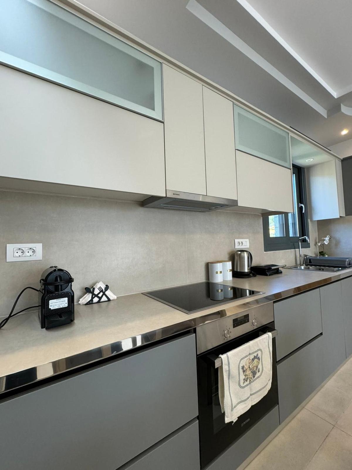 Iris Villas Complex Frínion Екстериор снимка