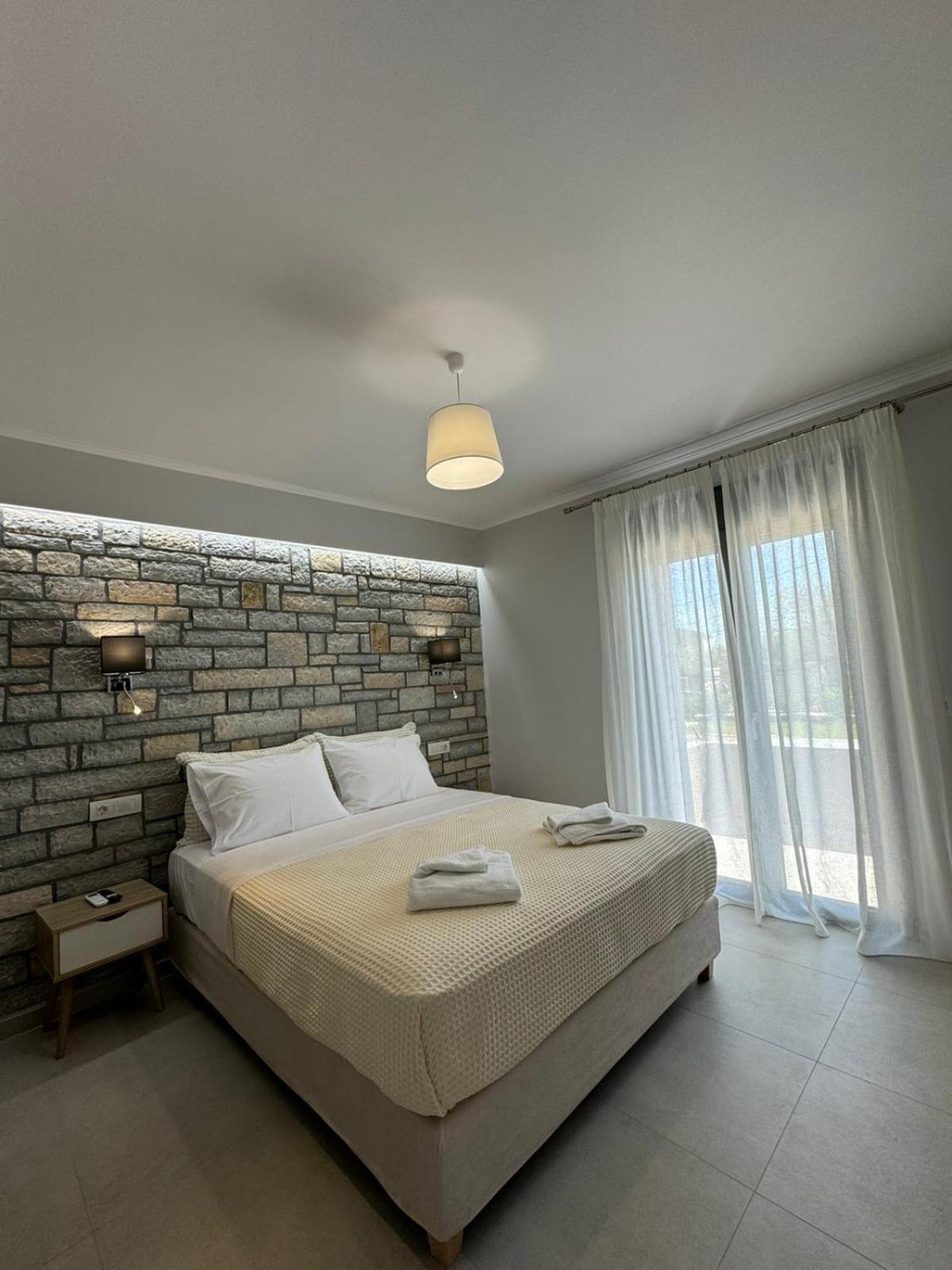 Iris Villas Complex Frínion Екстериор снимка
