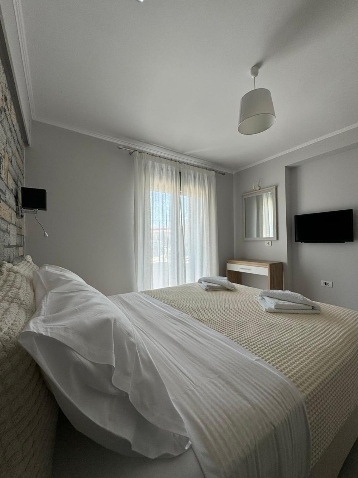 Iris Villas Complex Frínion Екстериор снимка