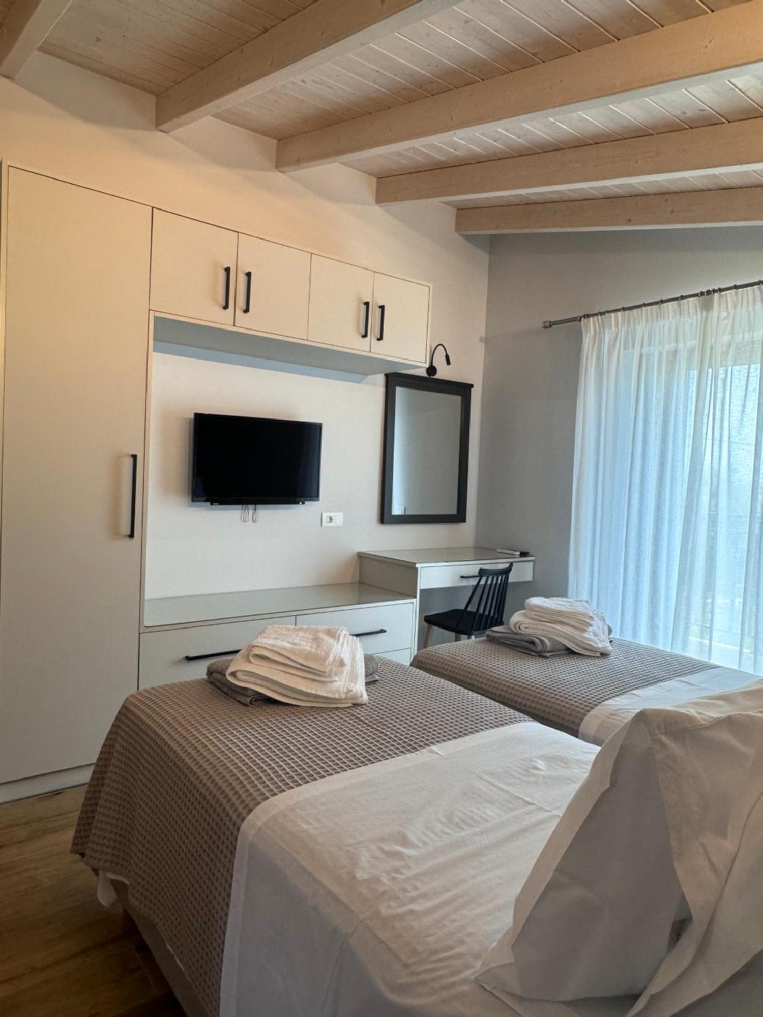 Iris Villas Complex Frínion Екстериор снимка